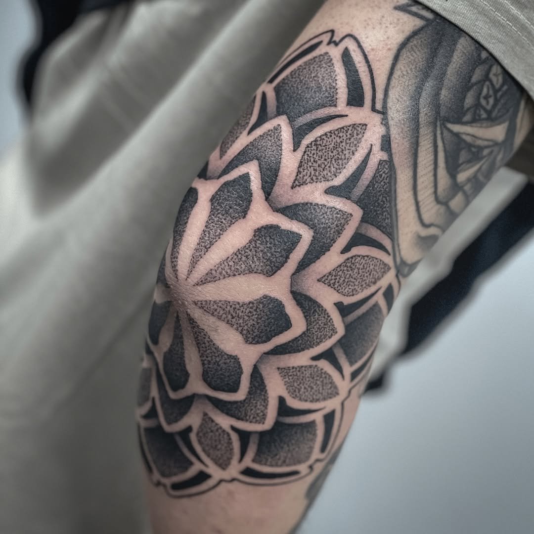 Dotwork tattoo
